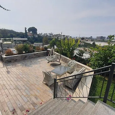 Duplex With View